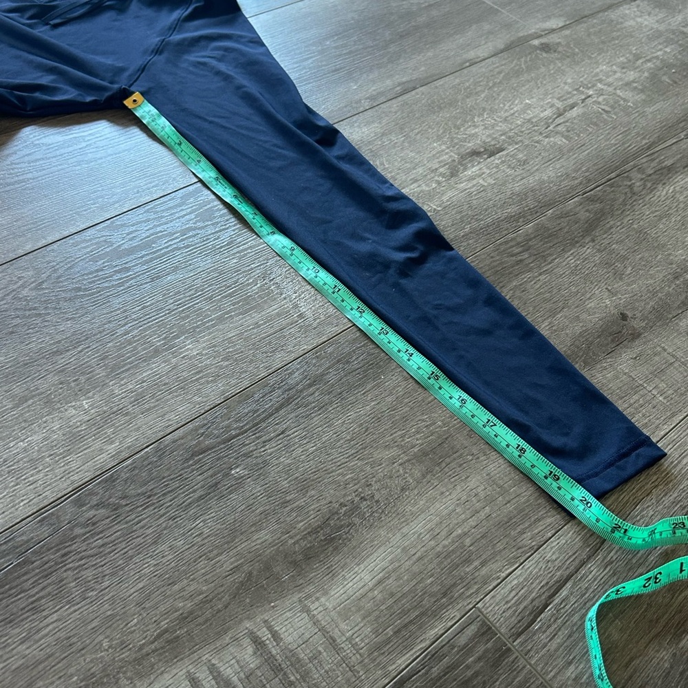 Athleta North Point Rashguard - Picture 7 of 9